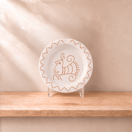 Posacenere tondo in Ceramica con motivo pavoncella Bianca - Artigianato Pasella