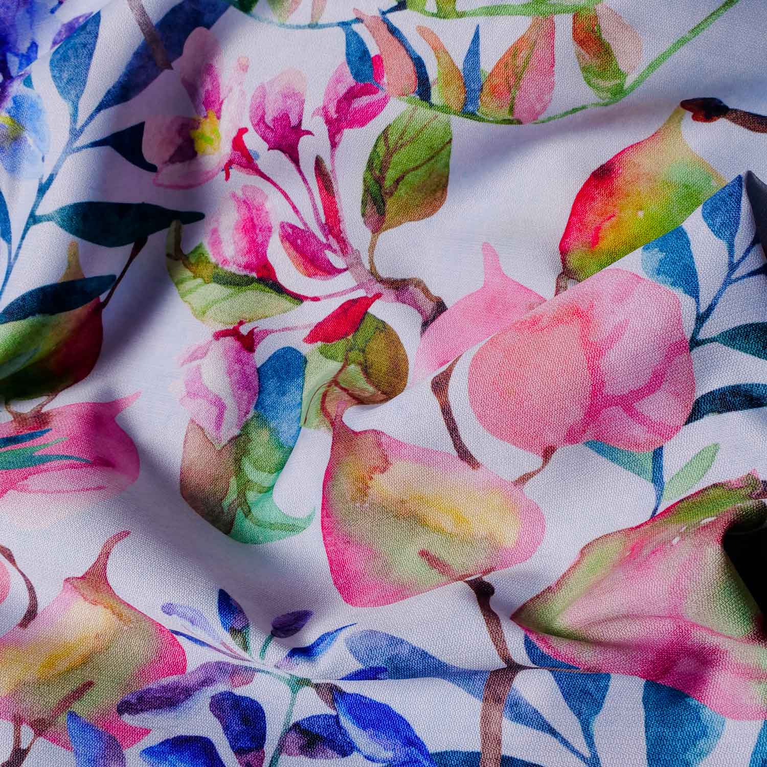 Tovaglia con decorazione fiori lilla - Artigianato Pasella